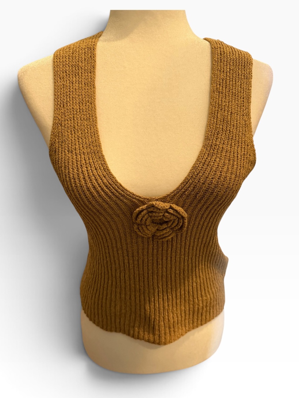 Massimo Dutti Ribbed V-Neck Tank Top with Floral Rosette - Brown